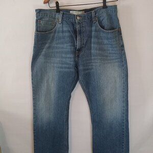 Levi's Women's 557 Relaxed Fit Boot Cut W36 L30 Jeans. 11" Rise